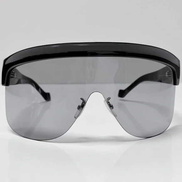Loewe | Accessories | Loewe Black Show Oversized D Frame  display picture 3